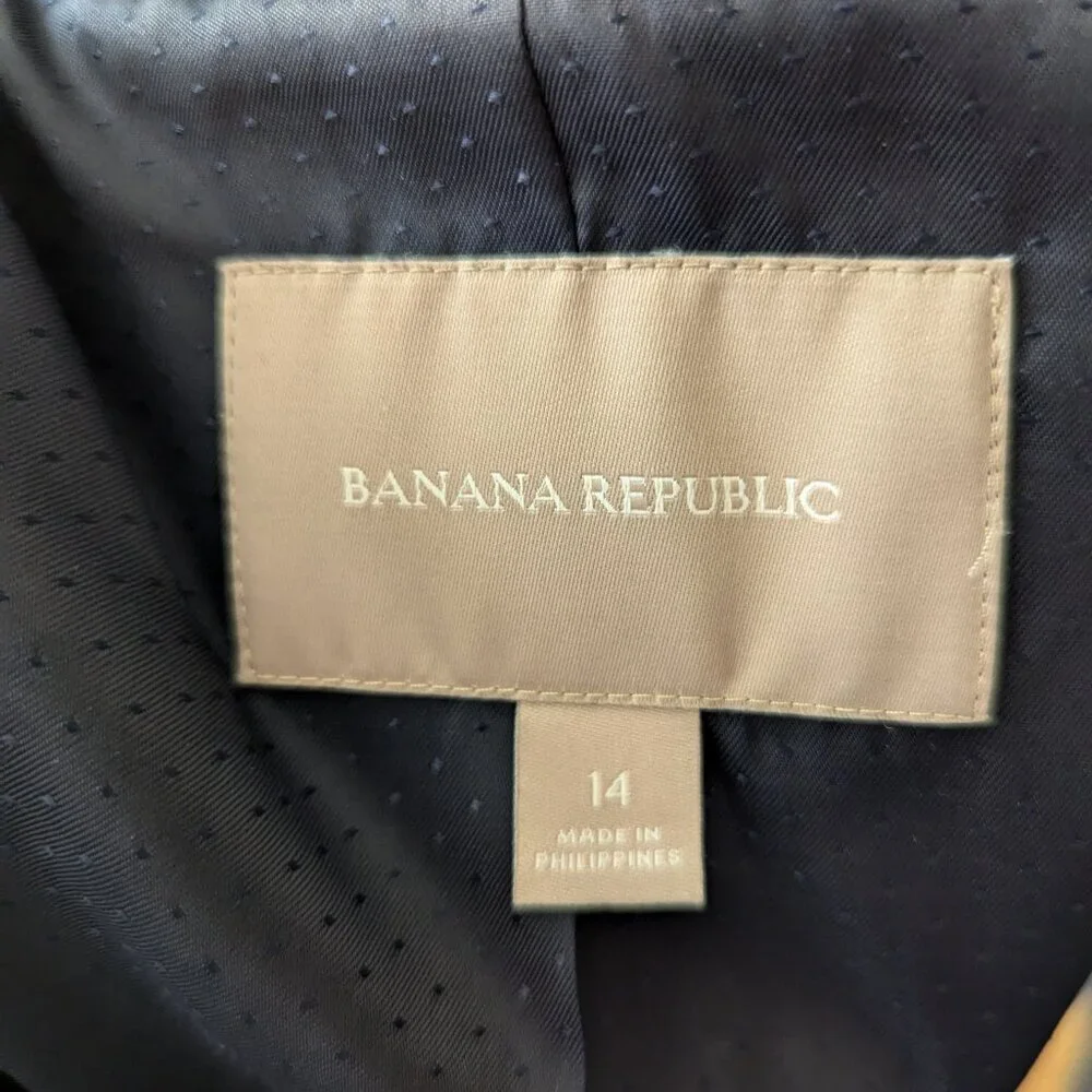 Banana Republic Navy Blue Pinstripe Wool Blazer  - Size 14 - Picture 4 of 10